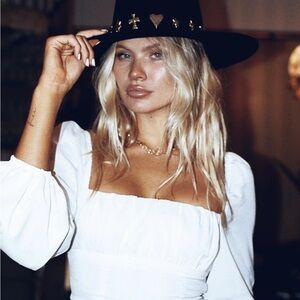 Princess Polly Ariah Long Sleeve Top in white sz 8